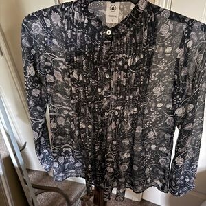 EUC Black floral sheer button down flowy shirt with front pleats- size small